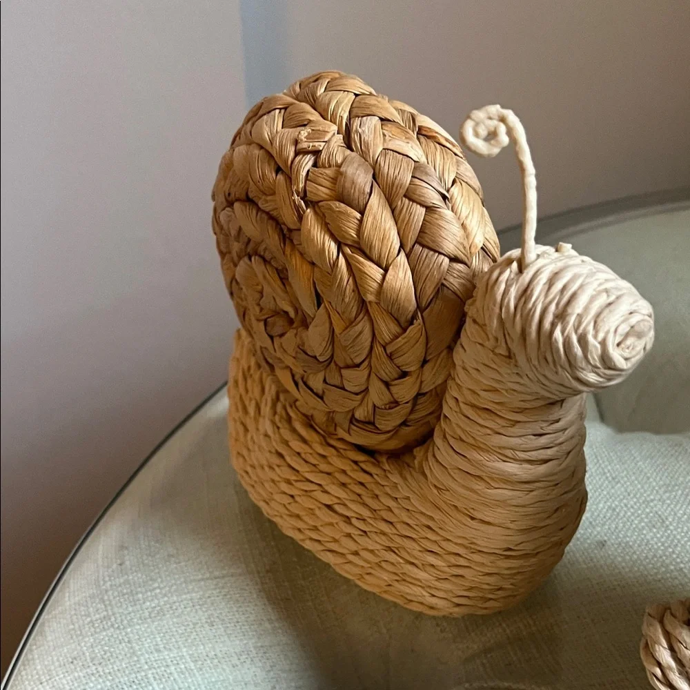 Target Set of 10 Bullseye Playground Spring Tan Wicker Novelty Weave Figurines - Picture 11 of 16